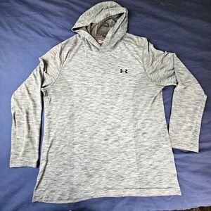 Under Armour fitted Heatwear hooded shirt